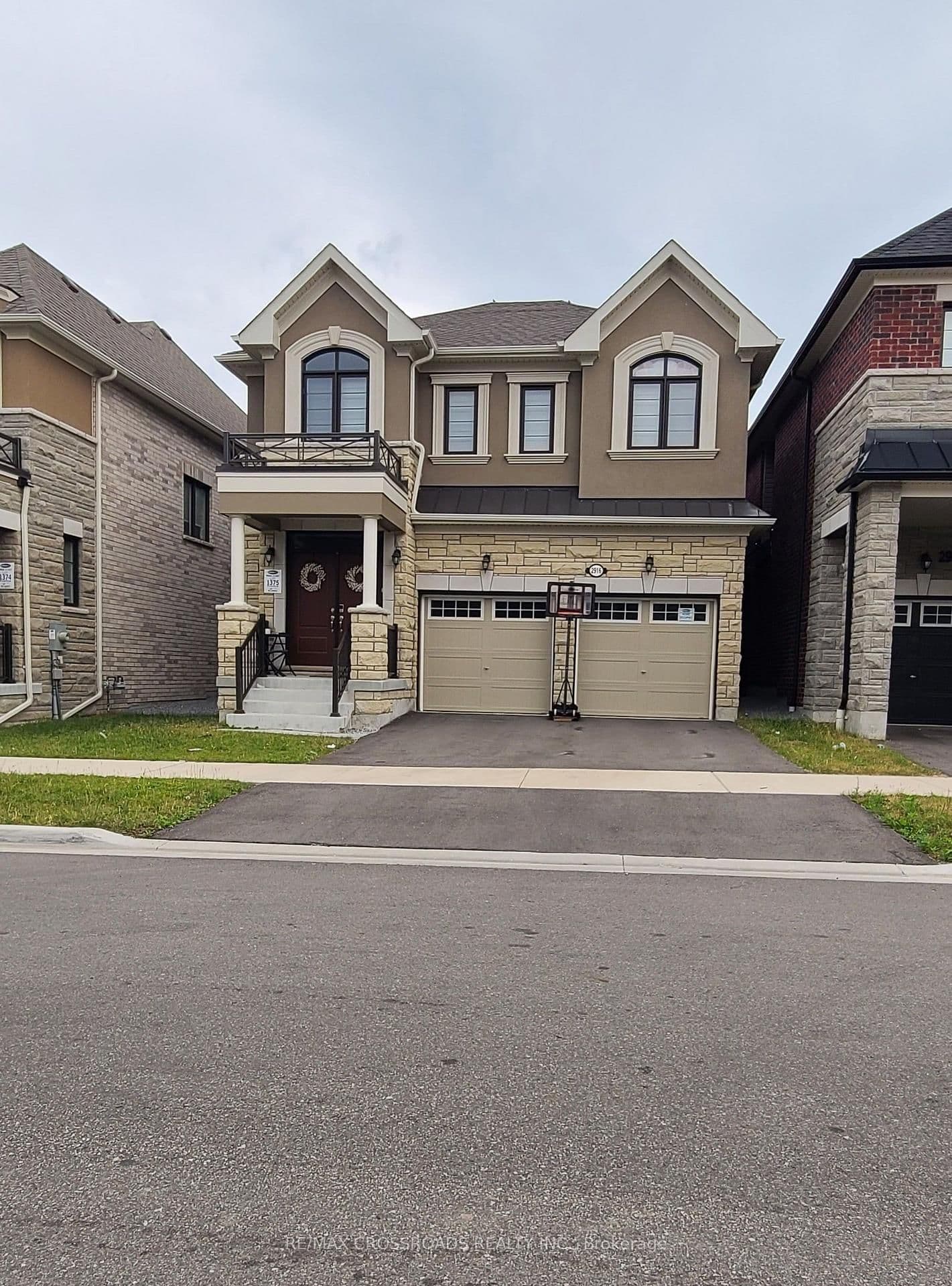 2916 Scotch Pine Lane - Image 1