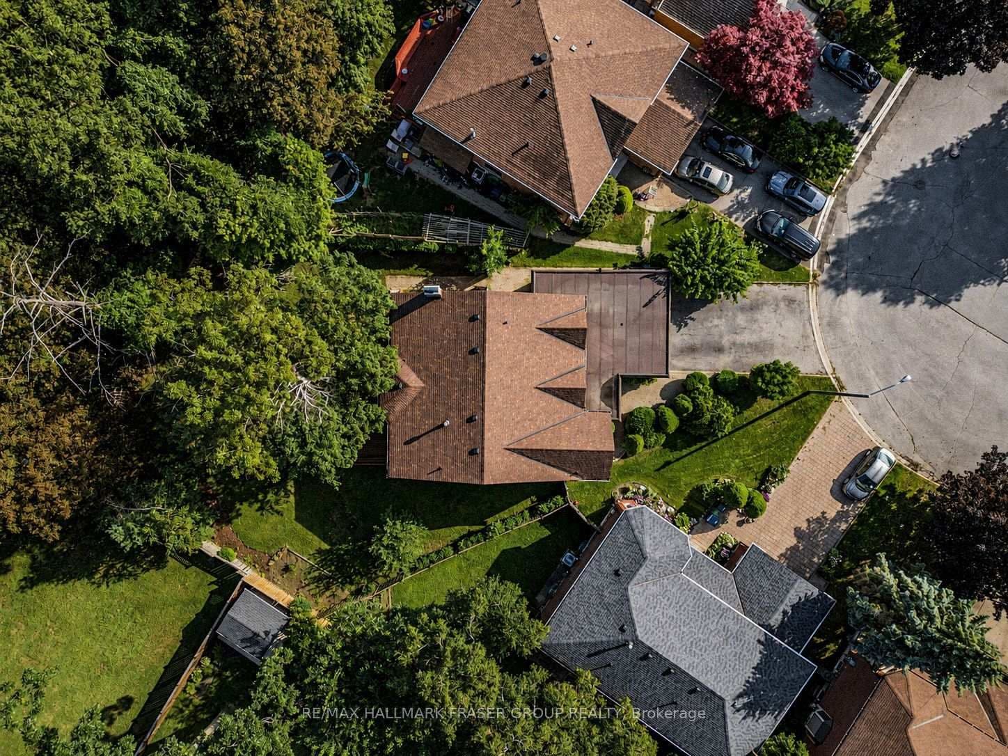 77 Glenthorne Drive thumbnail 2