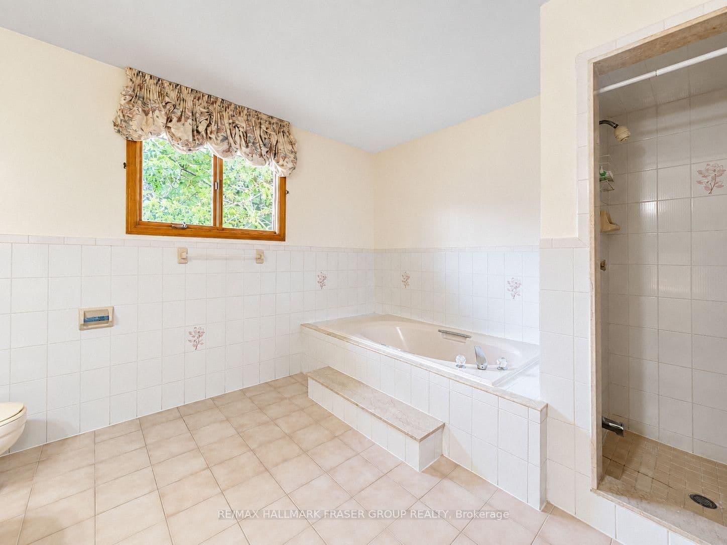 77 Glenthorne Drive thumbnail 32