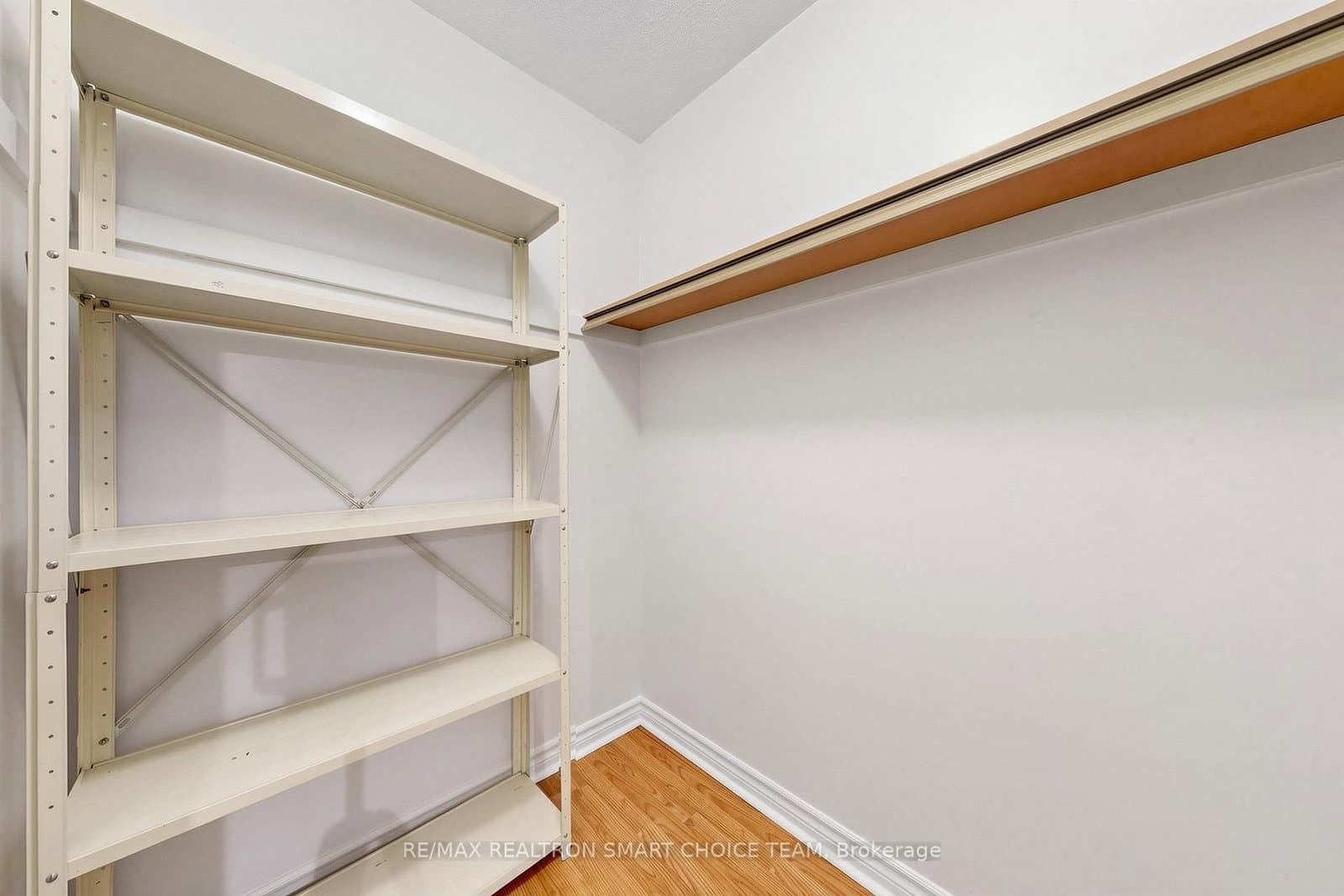 1250 Bridletowne Circle, Unit 907 thumbnail 21
