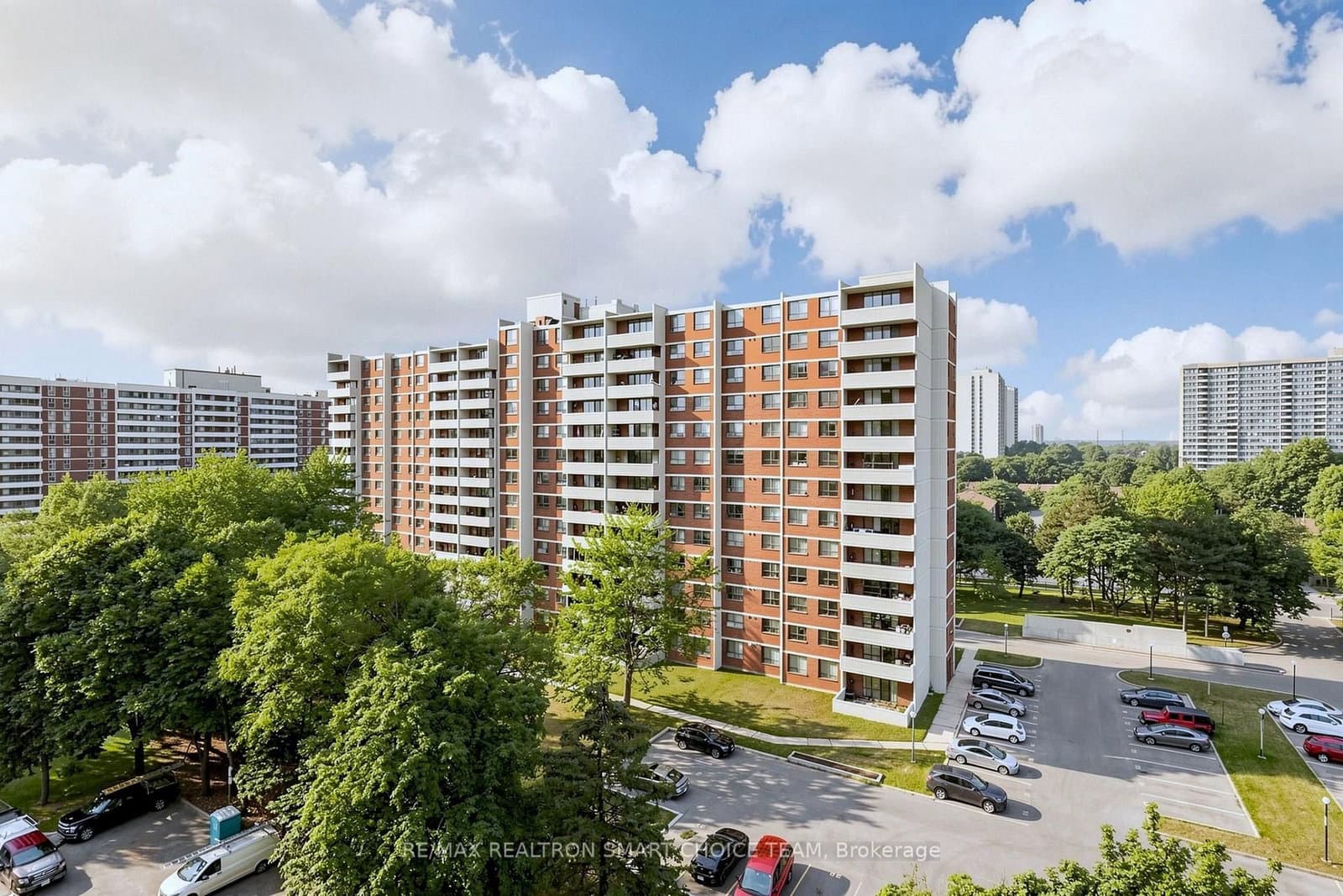 1250 Bridletowne Circle, Unit 907 thumbnail 33