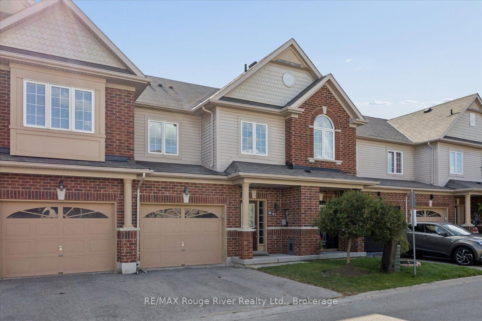 85 Lander Crescent thumbnail 2