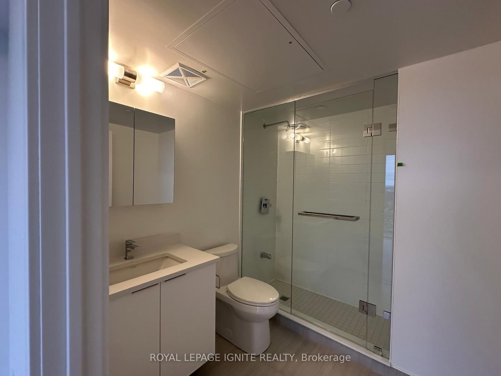 2033 Kennedy Road, Unit 3002 thumbnail 16