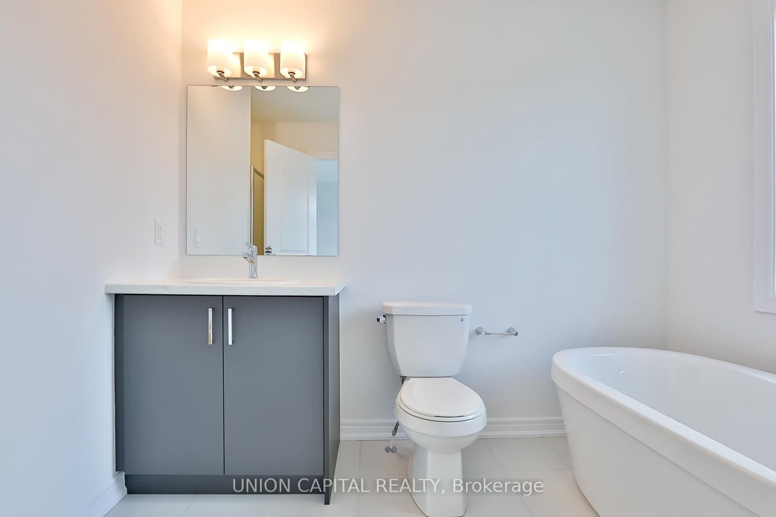 83 Sorbara Way thumbnail 18