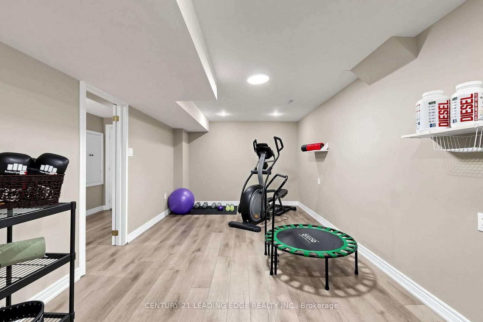 48 Tanis Crescent thumbnail 32
