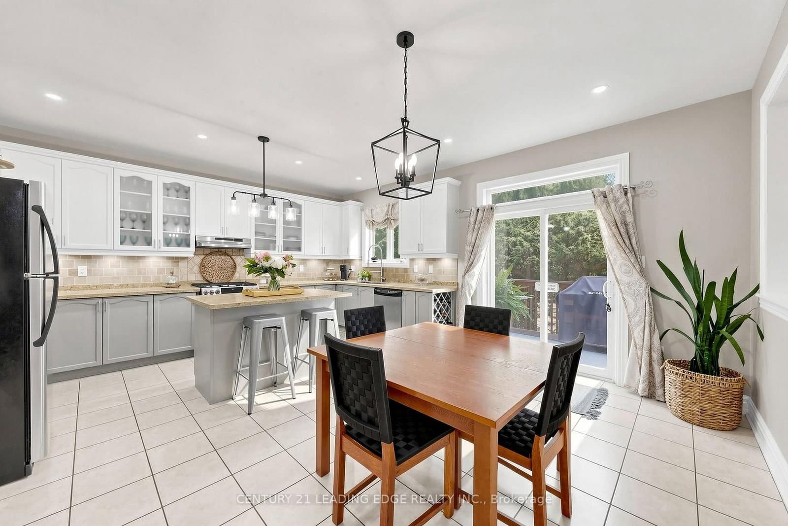 48 Tanis Crescent thumbnail 9