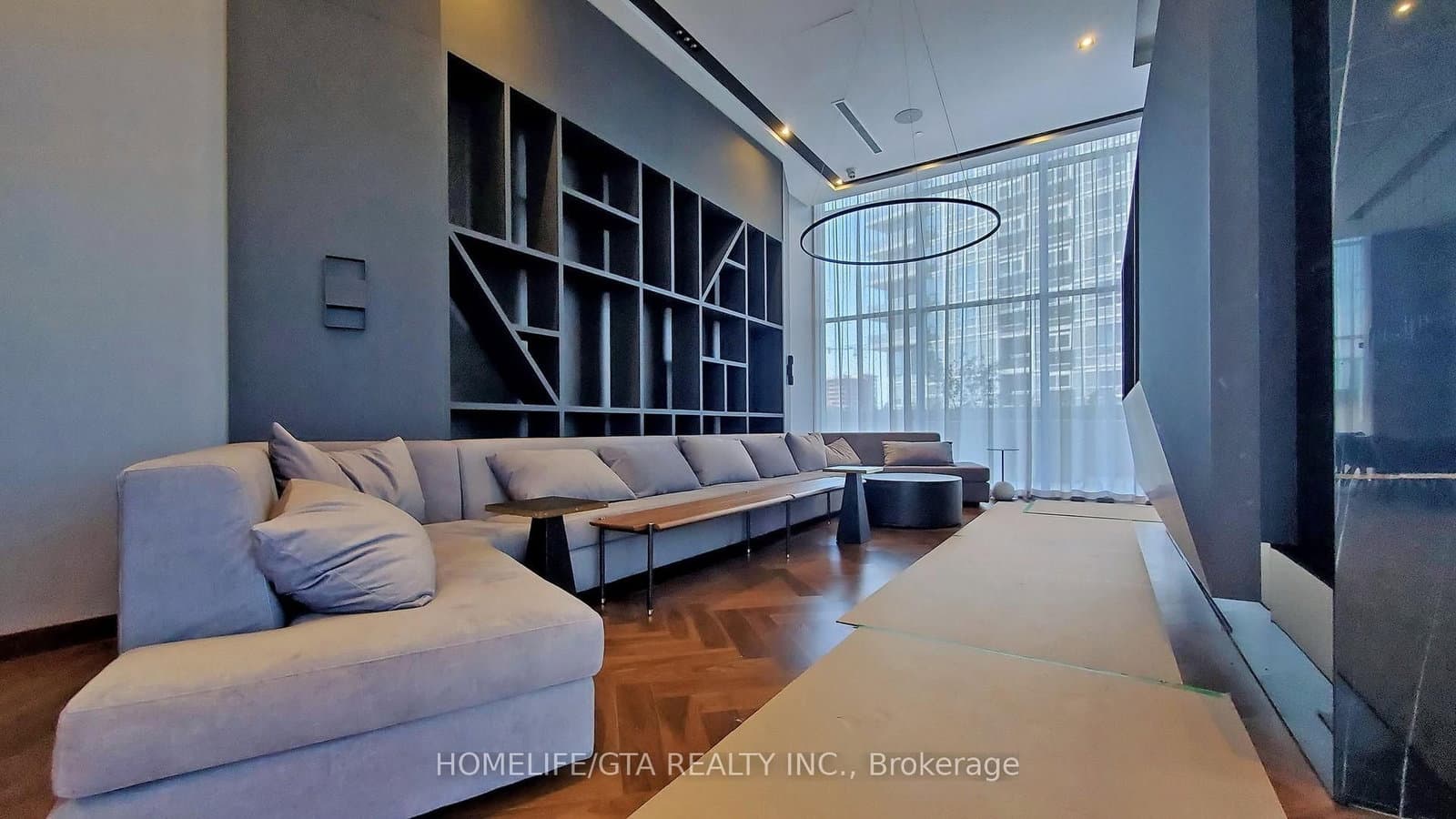 225 Village Green Square, Unit 1107 thumbnail 13