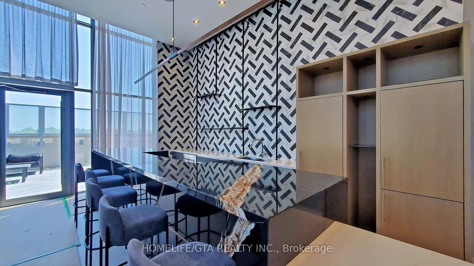 225 Village Green Square, Unit 1107 thumbnail 15