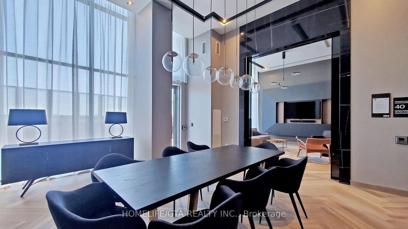 225 Village Green Square, Unit 1107 thumbnail 17