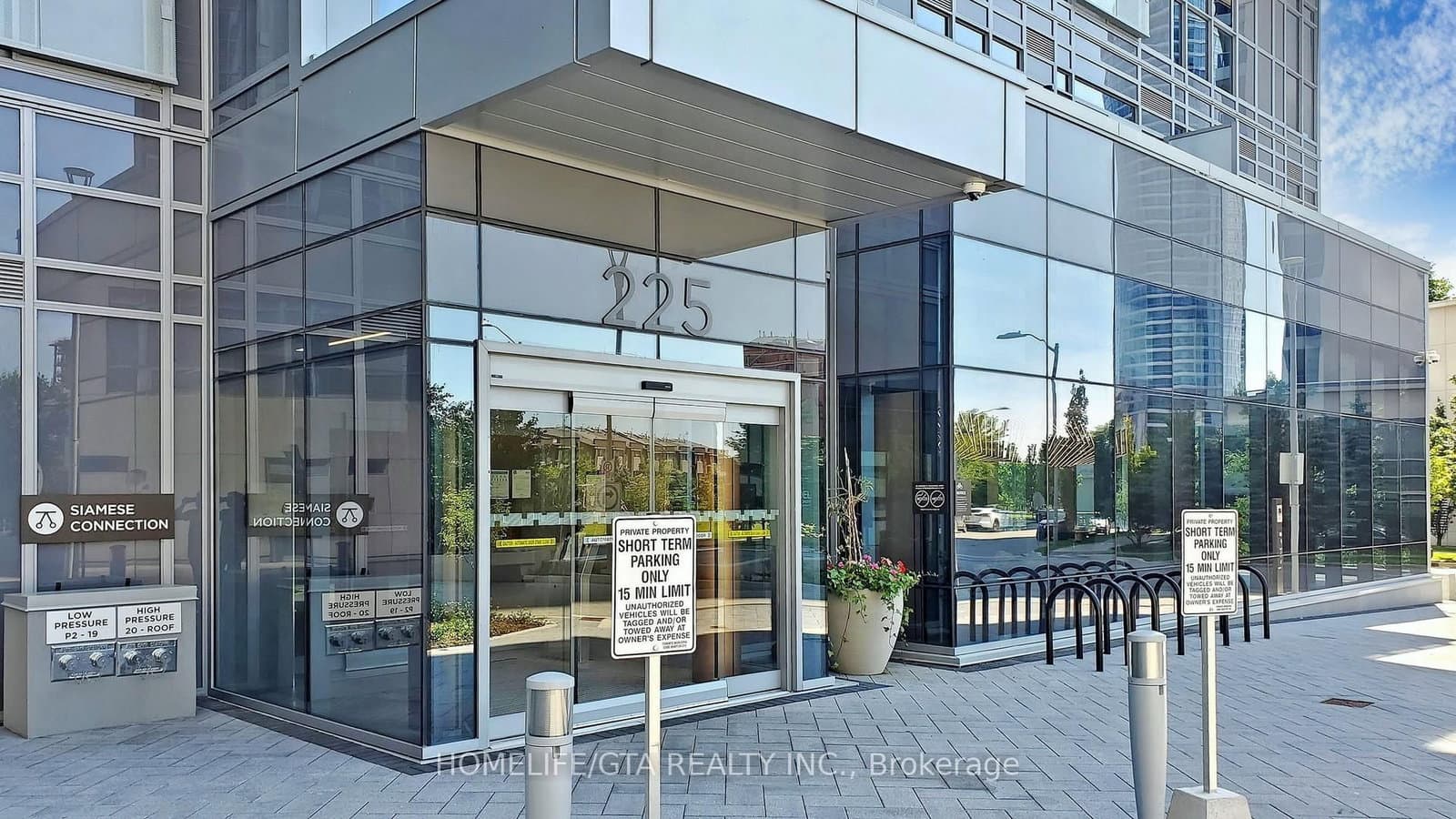 225 Village Green Square, Unit 1107 thumbnail 2
