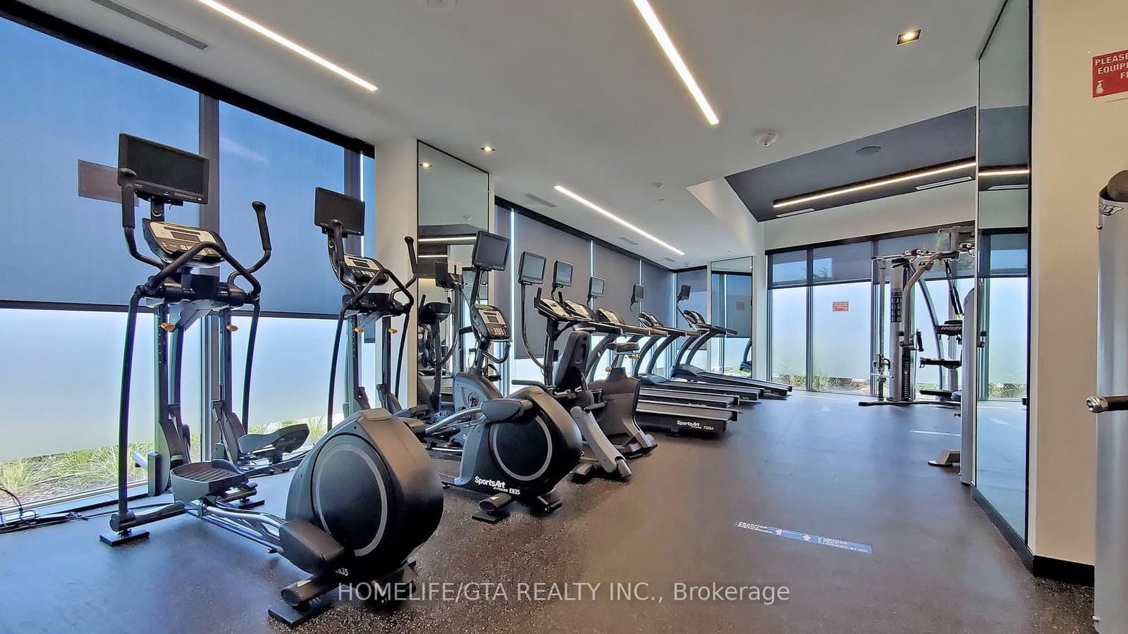 225 Village Green Square, Unit 1107 thumbnail 20