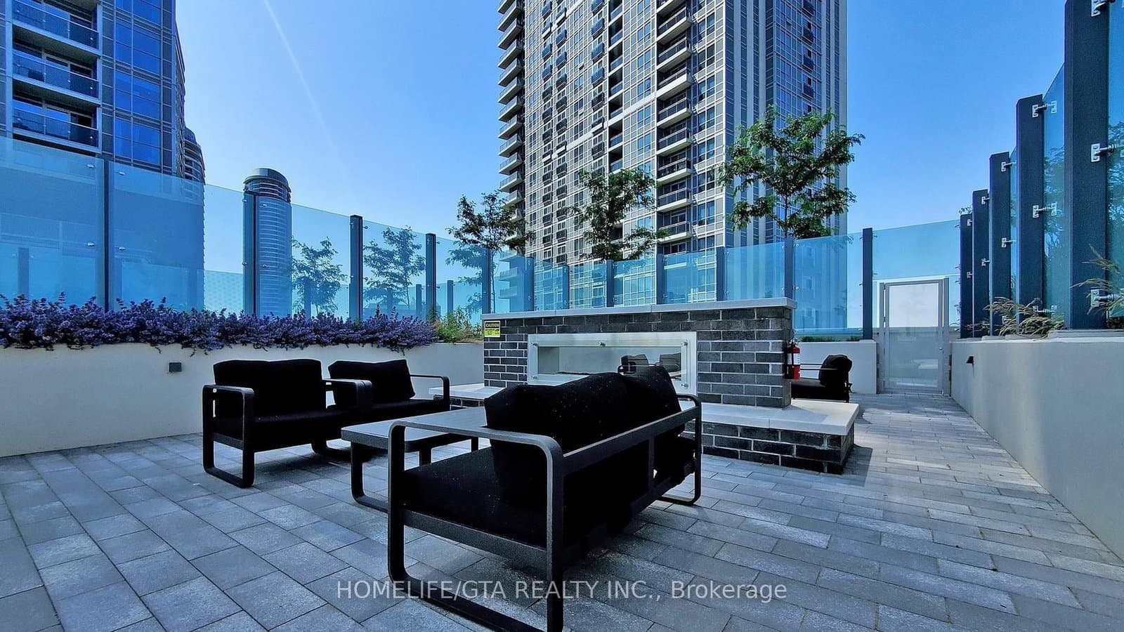 225 Village Green Square, Unit 1107 thumbnail 21