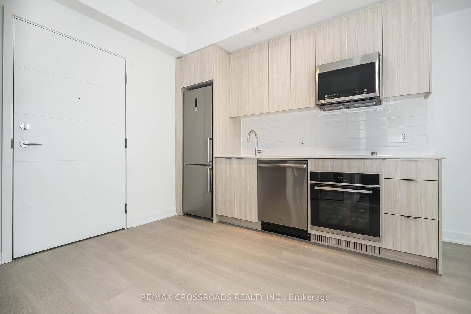 20 Deans Drive, Unit 411 thumbnail 7