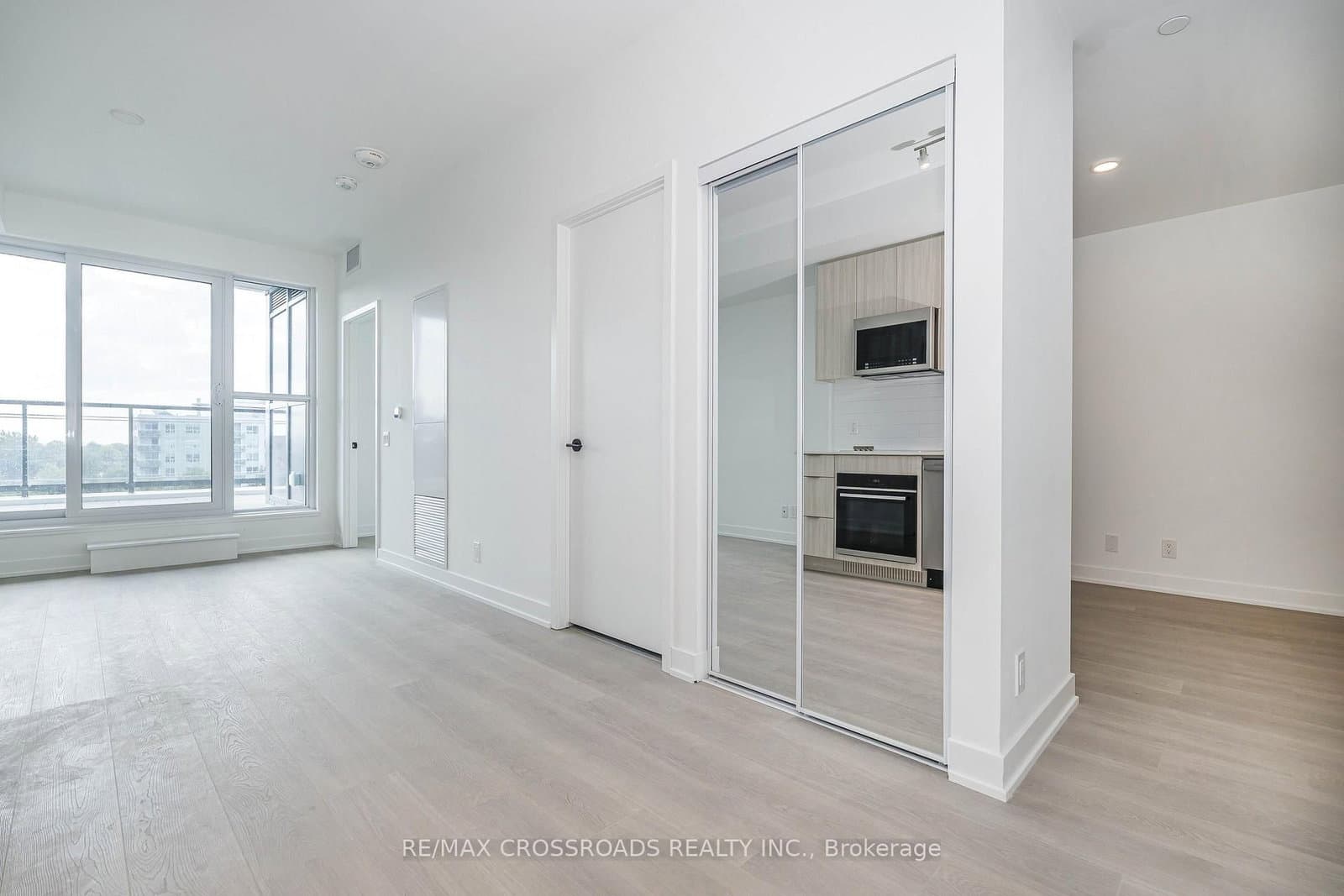 20 Deans Drive, Unit 411 thumbnail 9