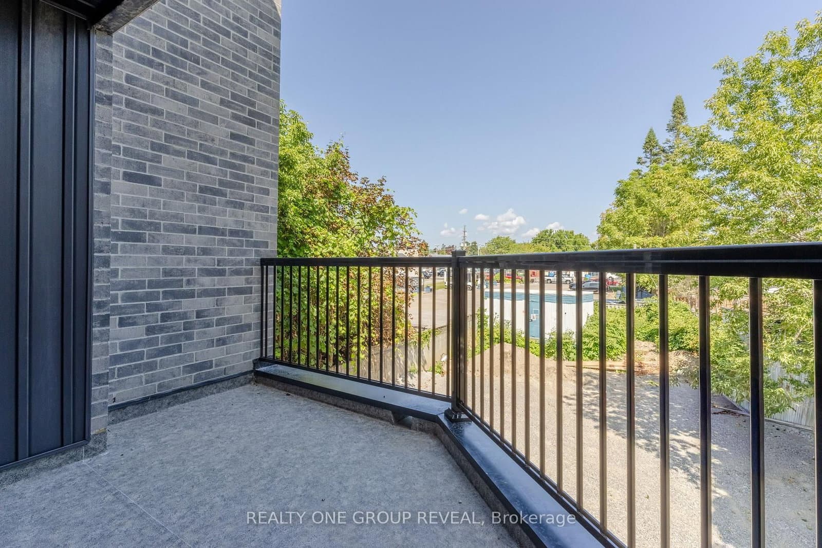 24 Queen Street, Unit 3 thumbnail 10
