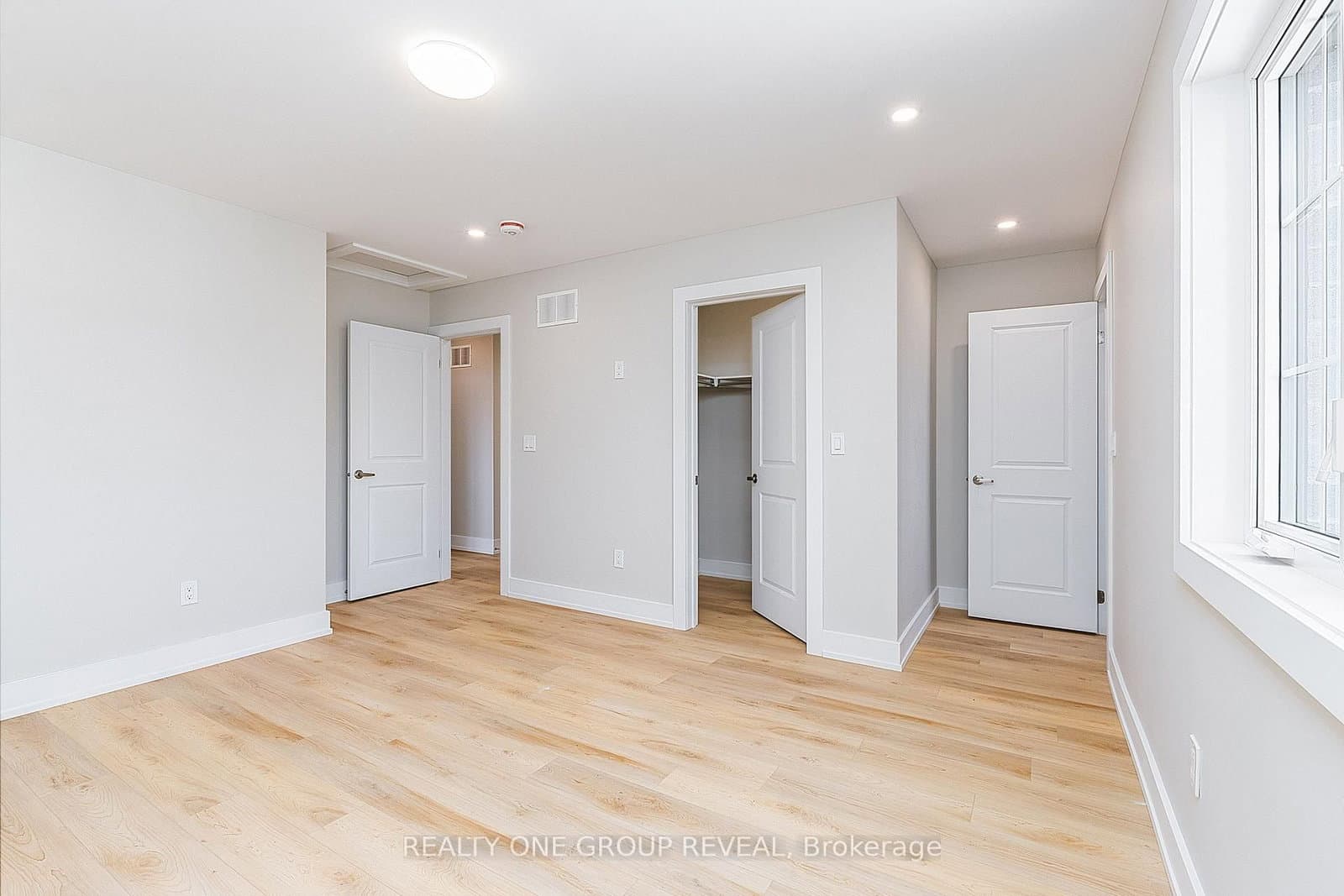 24 Queen Street, Unit 3 thumbnail 14