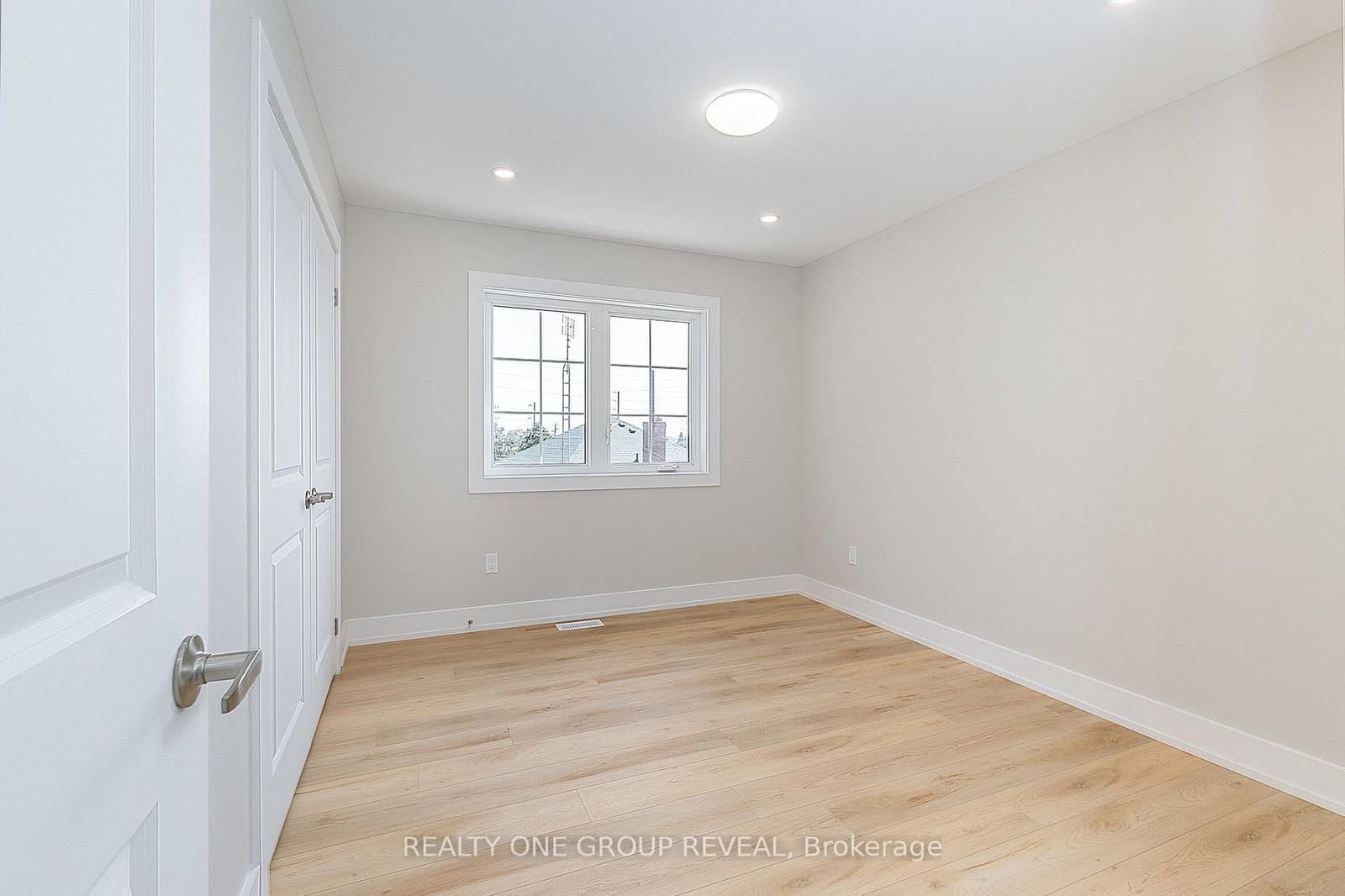 24 Queen Street, Unit 3 thumbnail 18