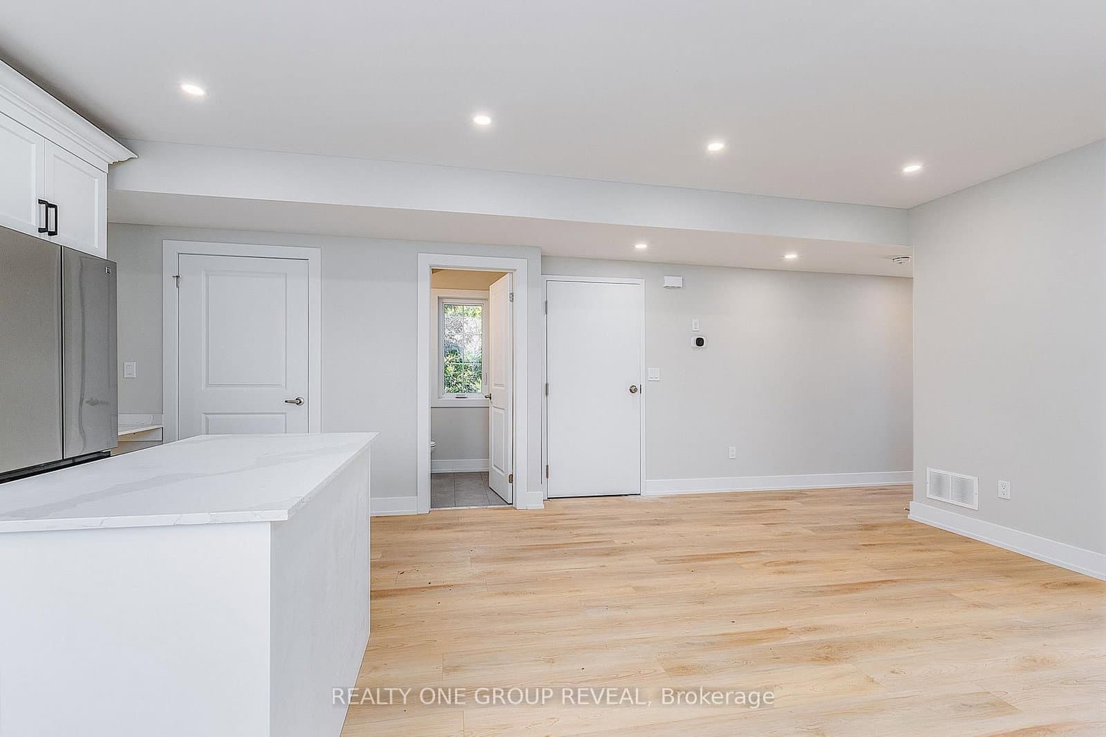 24 Queen Street, Unit 3 thumbnail 2