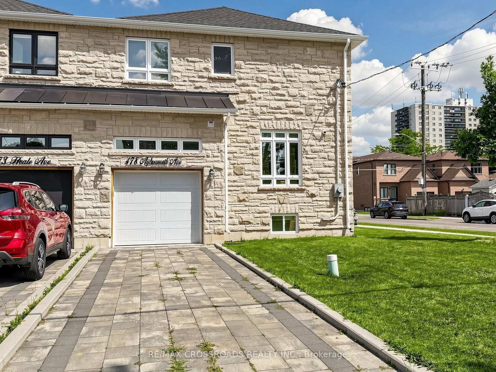 478 Aylesworth Avenue E thumbnail 3