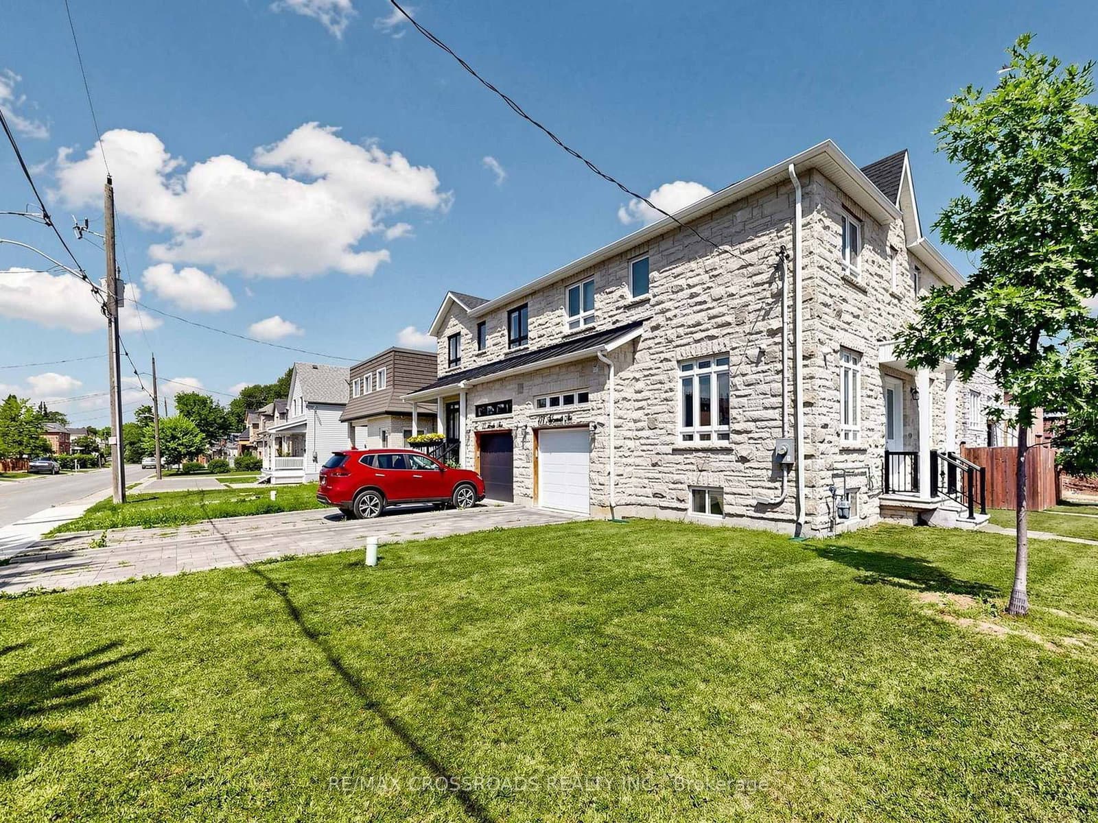 478 Aylesworth Avenue E thumbnail 4
