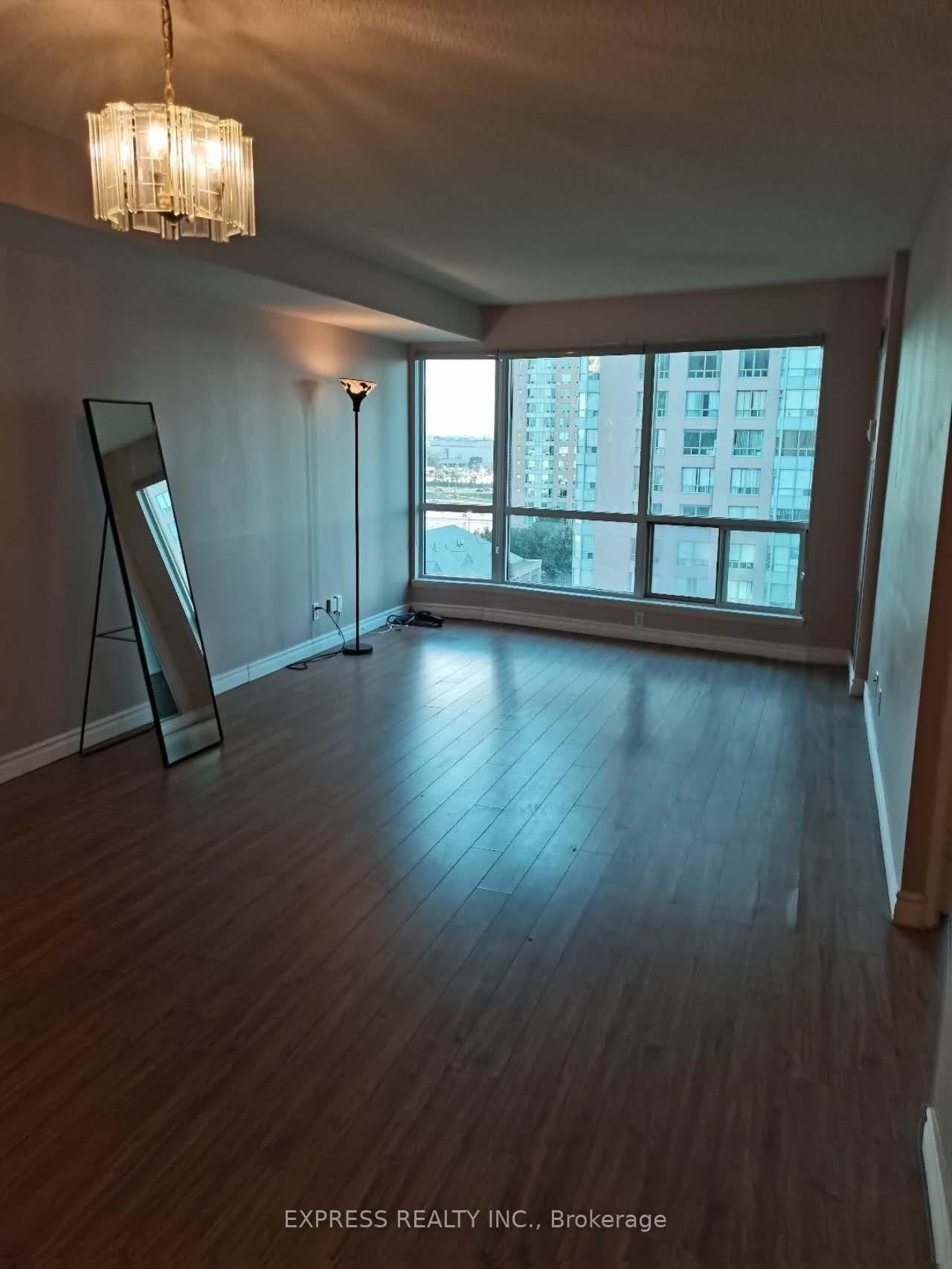 18 Lee Centre Drive, Unit 1111 thumbnail 4