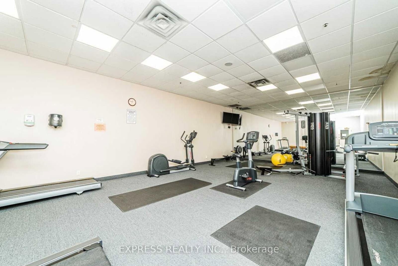 18 Lee Centre Drive, Unit 1111 thumbnail 9