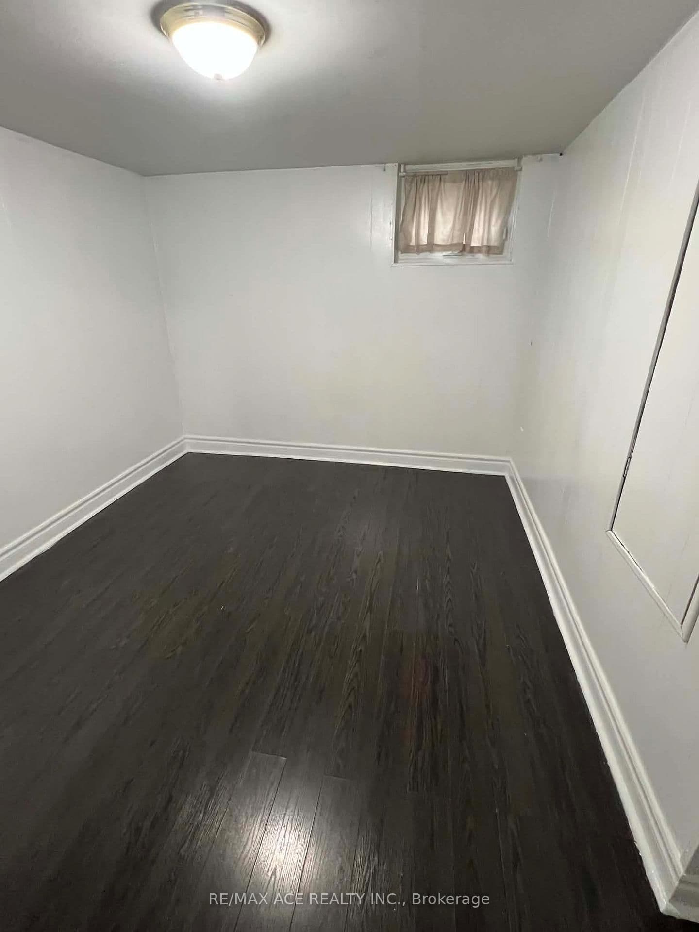 38 Celeste Drive, Unit Bsmt thumbnail 5