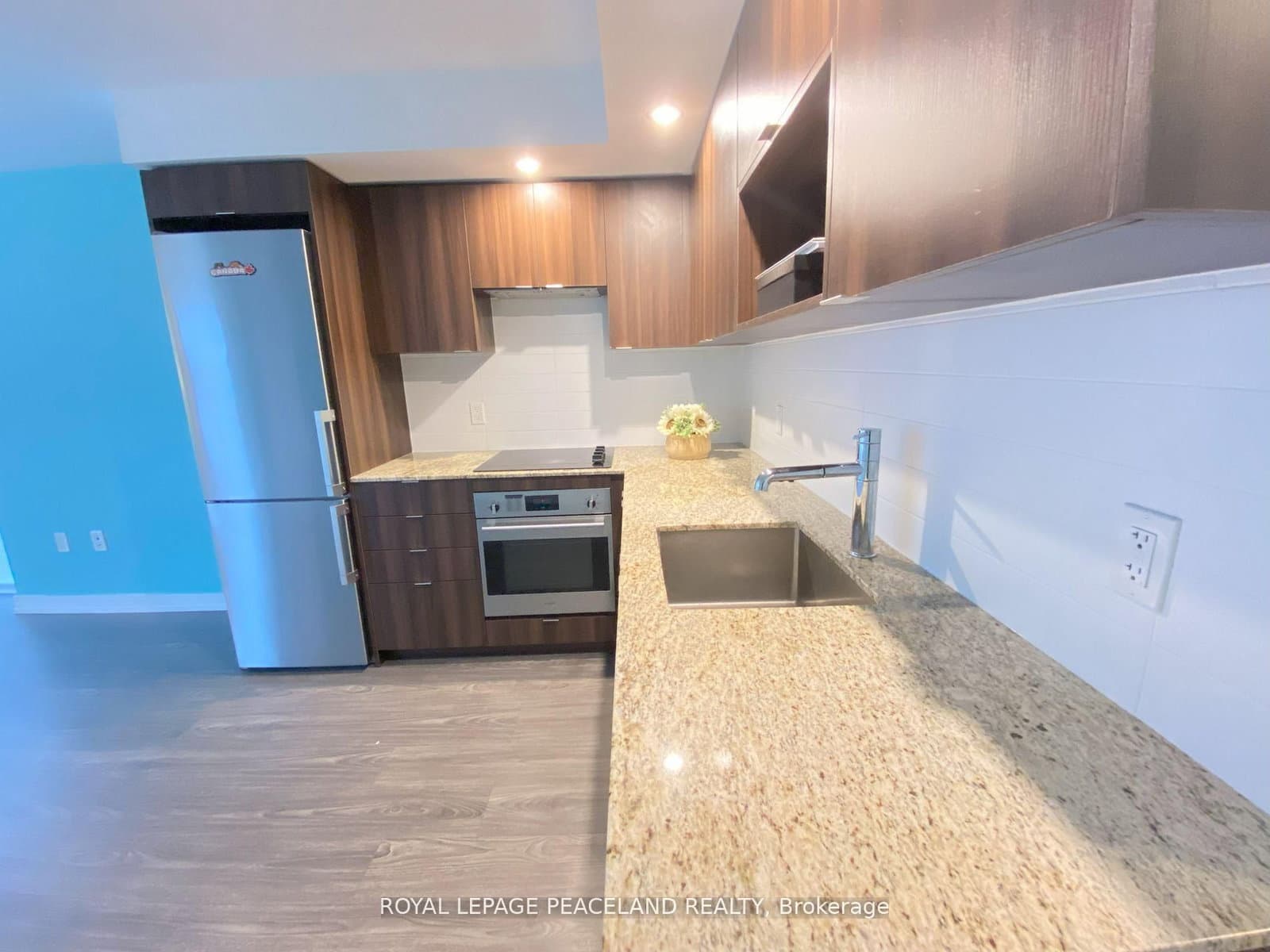 225 Village Green Square, Unit 410 thumbnail 23