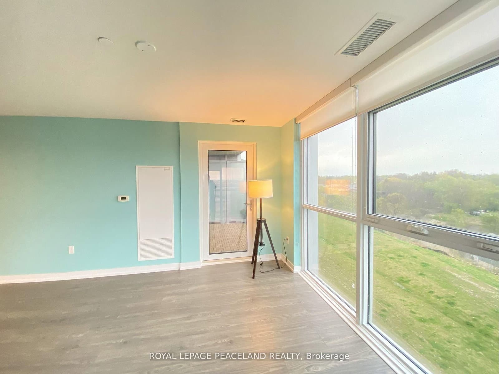 225 Village Green Square, Unit 410 thumbnail 30