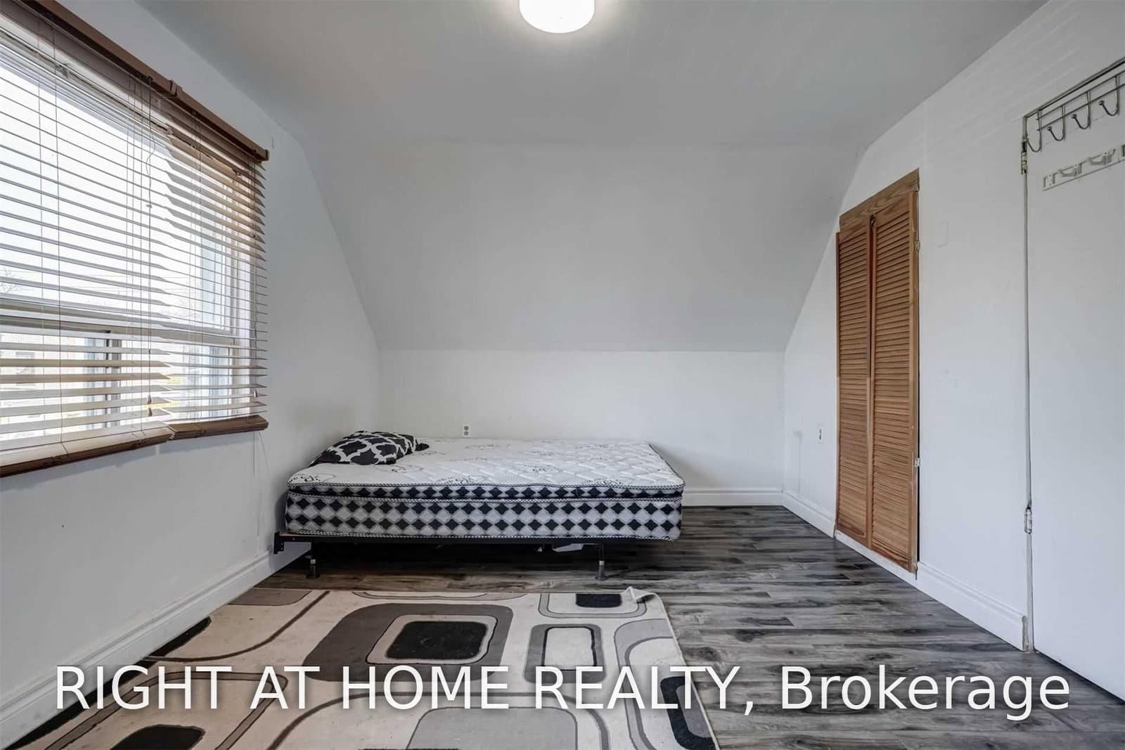 54 Byng Avenue thumbnail 25