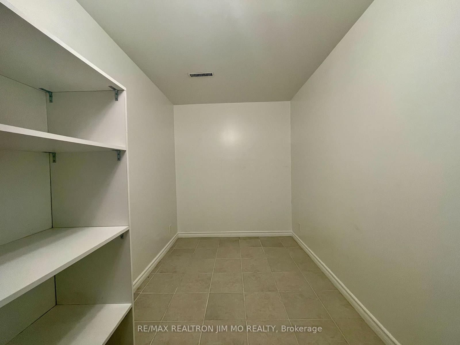 22 Hartleywood Drive, Unit Lower thumbnail 14