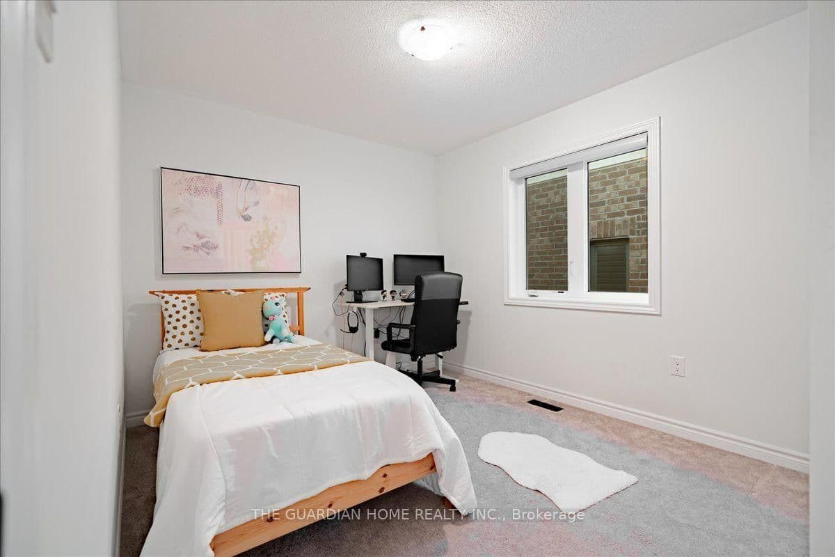 45 Barkerville Drive thumbnail 35