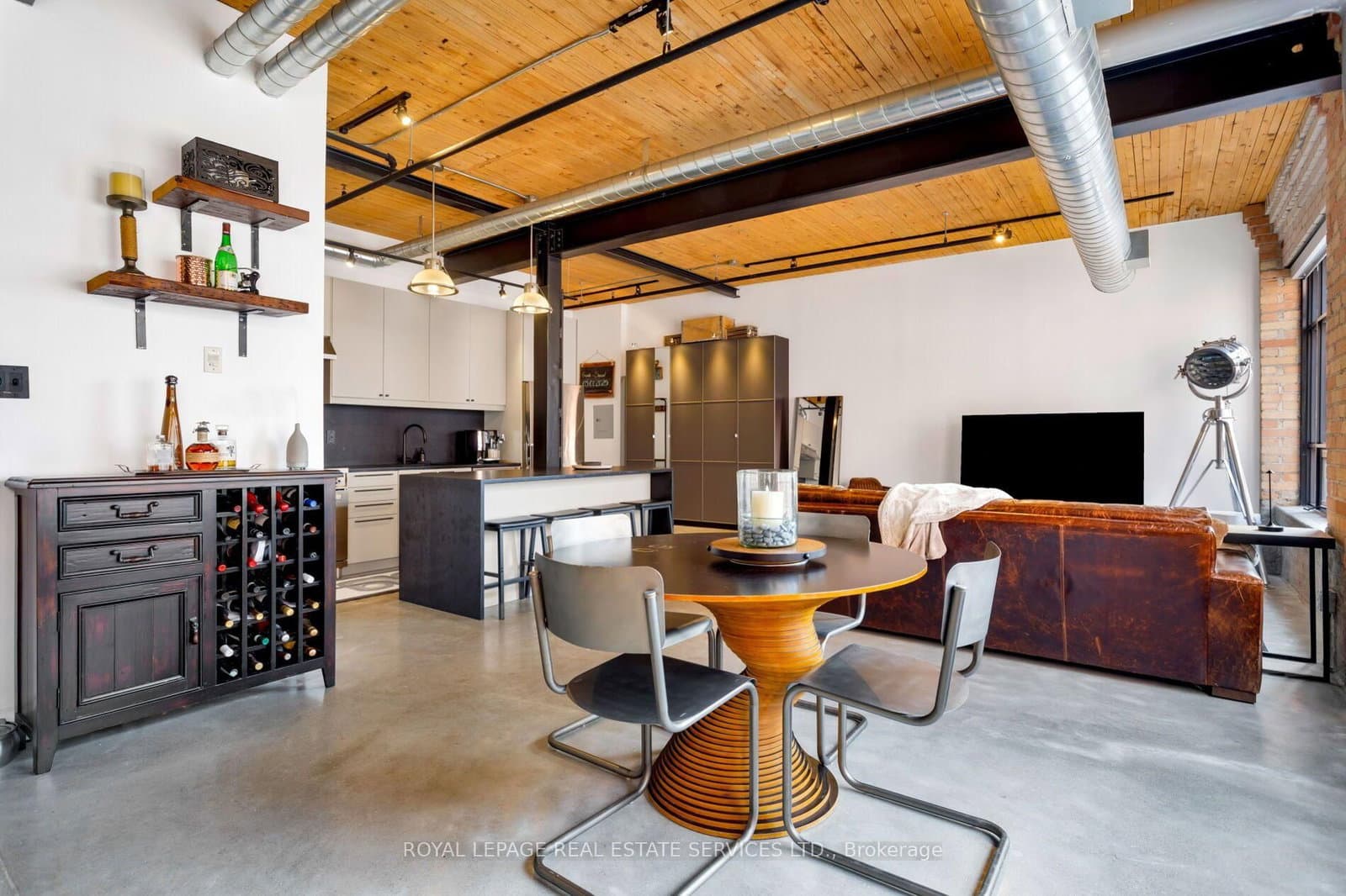 68 Broadview Avenue, Unit 326 thumbnail 7