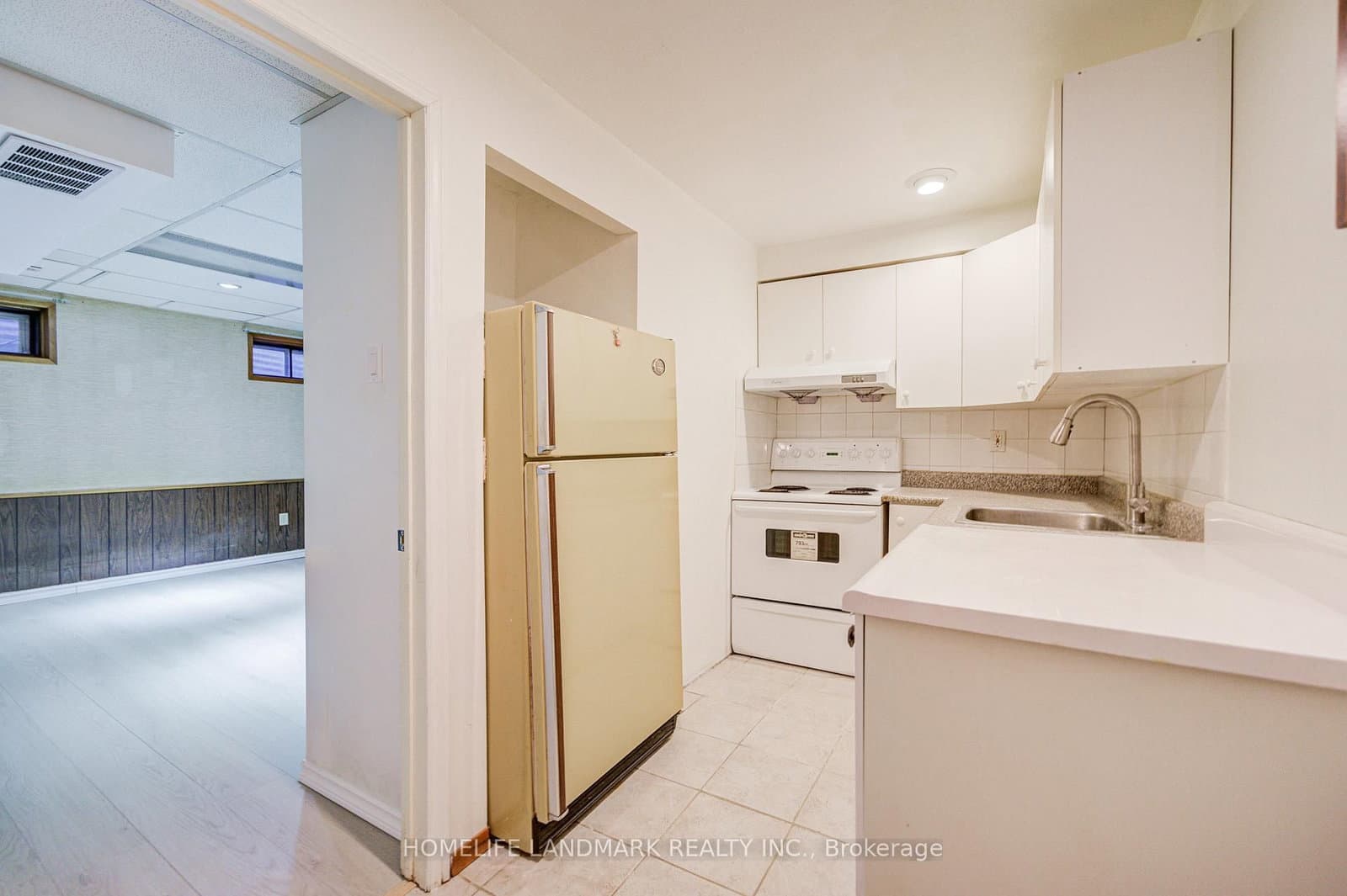 3025 Bridletowne Circle thumbnail 32