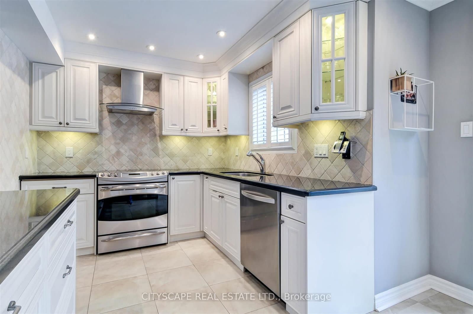 353 Sparrow Circle thumbnail 11