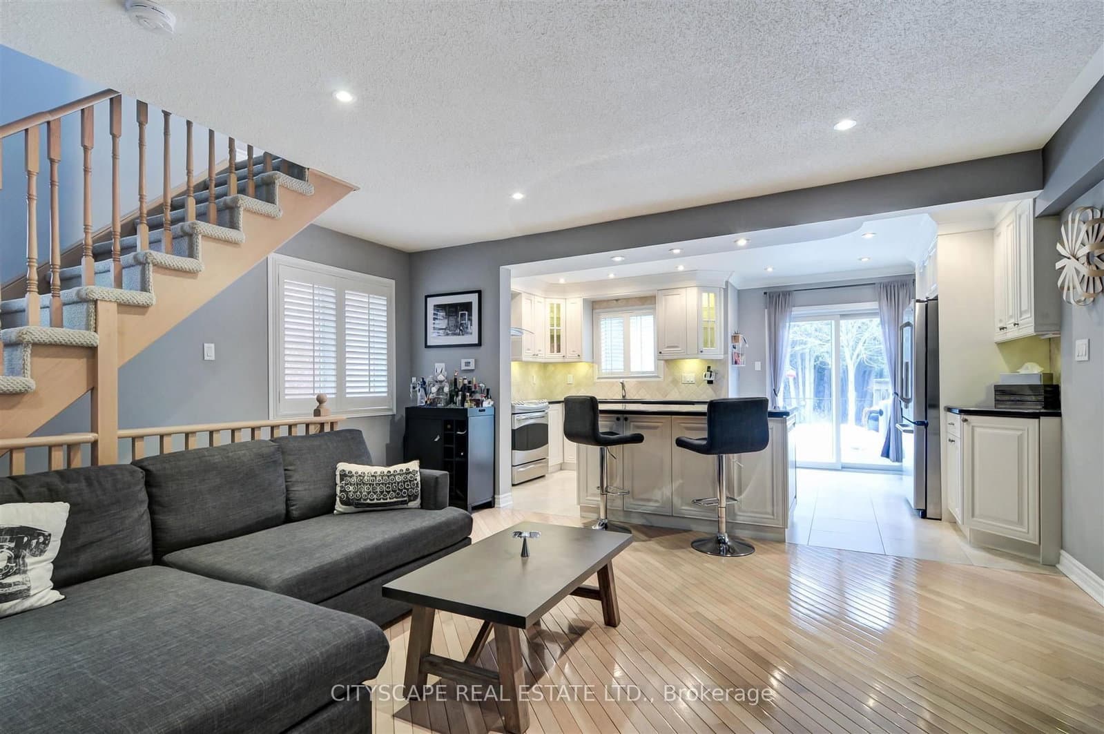 353 Sparrow Circle thumbnail 4