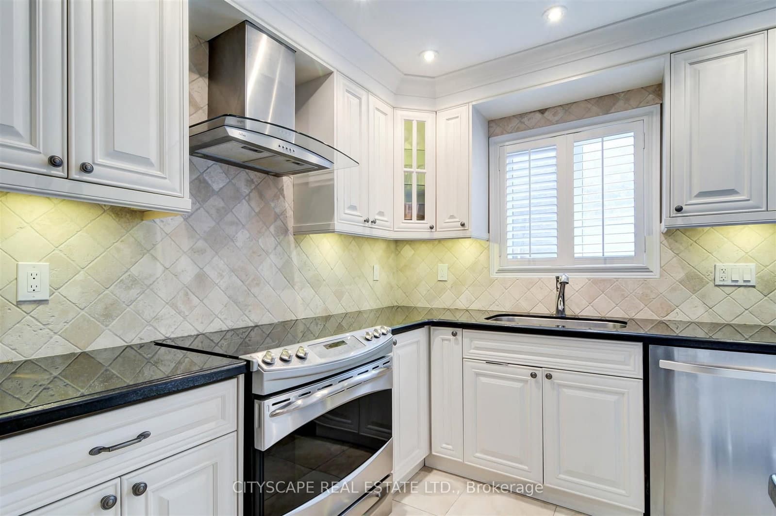 353 Sparrow Circle thumbnail 9