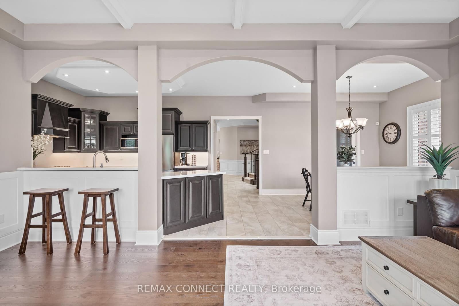 120 SHARPLIN Drive thumbnail 8