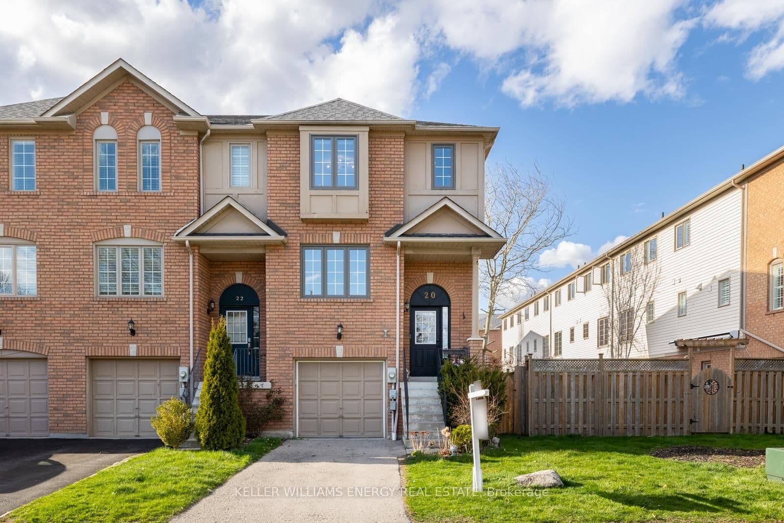 20 Salmon Way