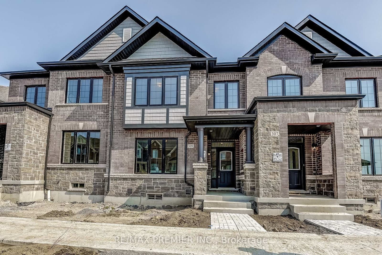 309 Coronation Road