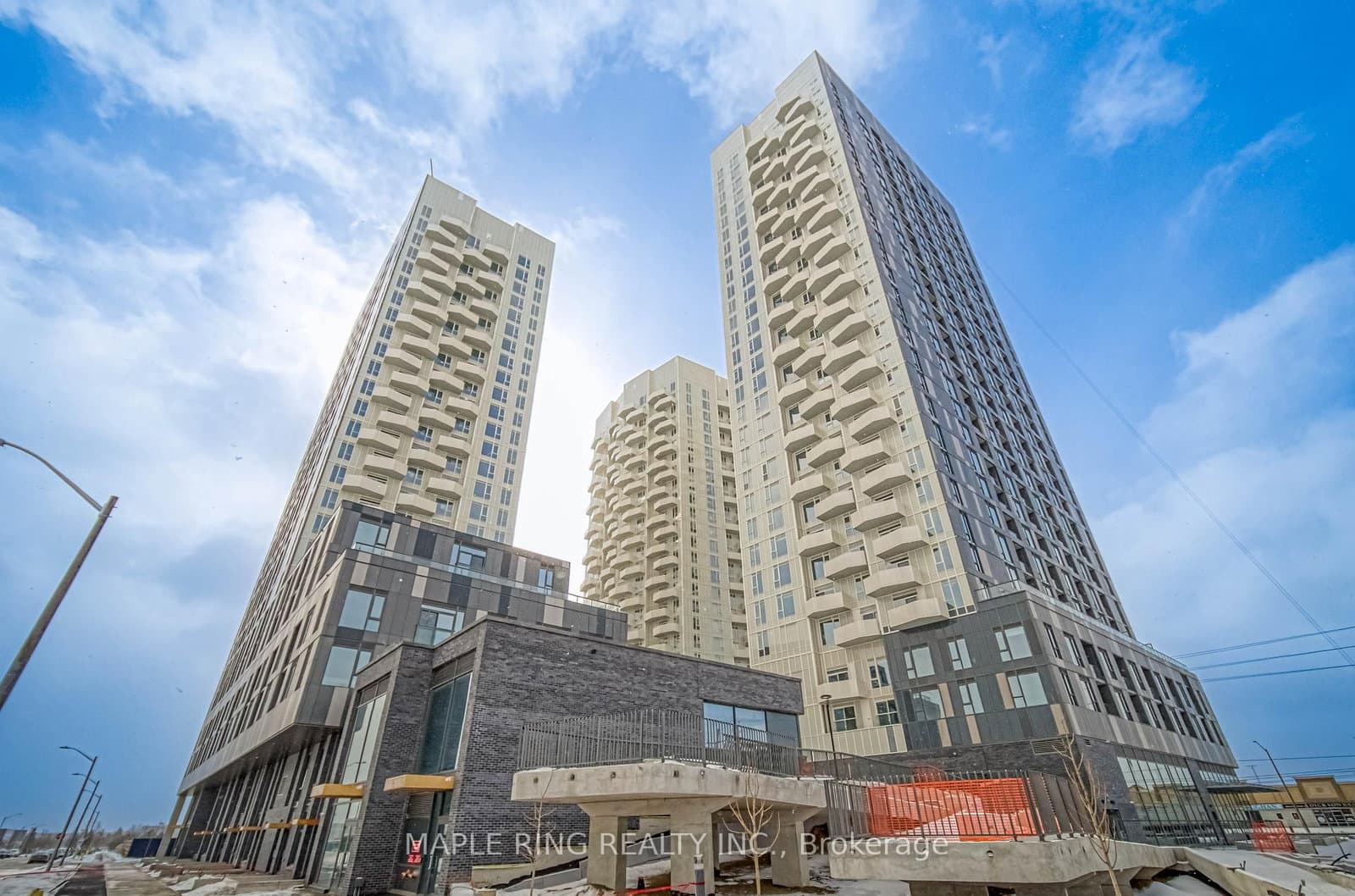 498 Caldari Road, Unit 1522