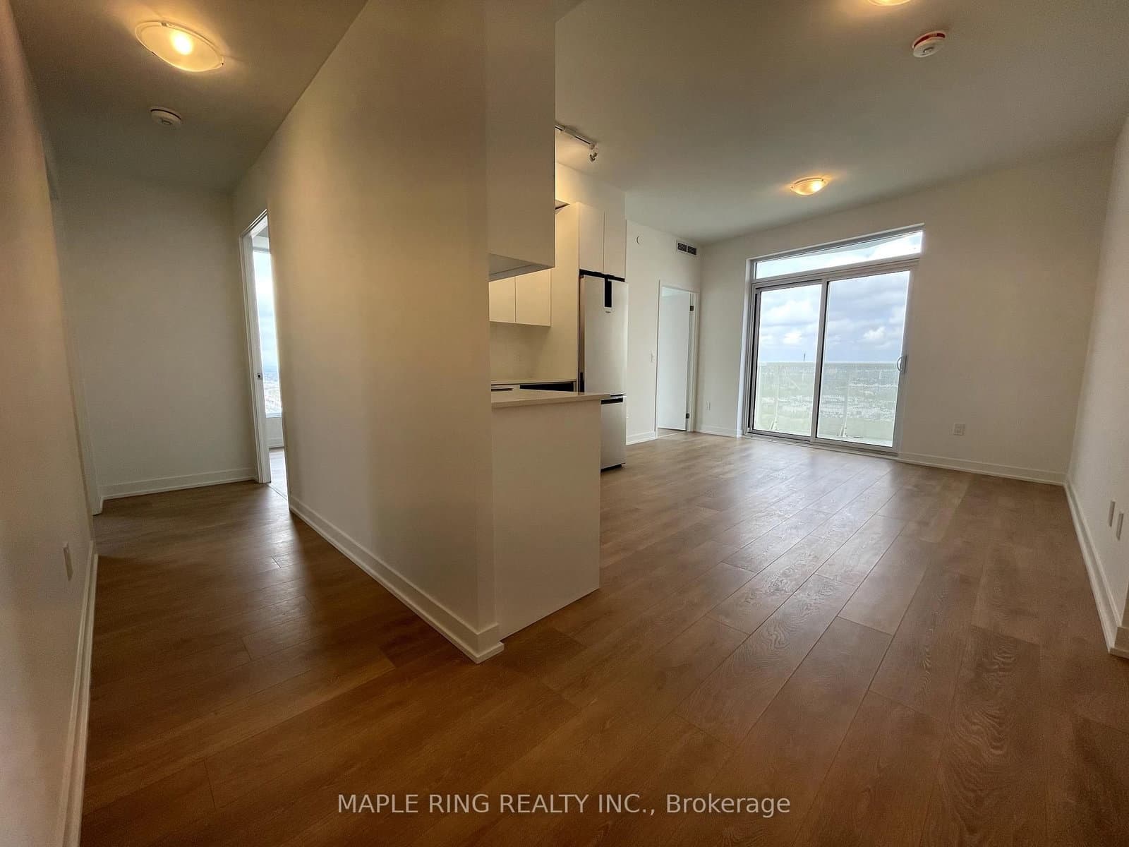 10 Abeja Street, Unit 2113