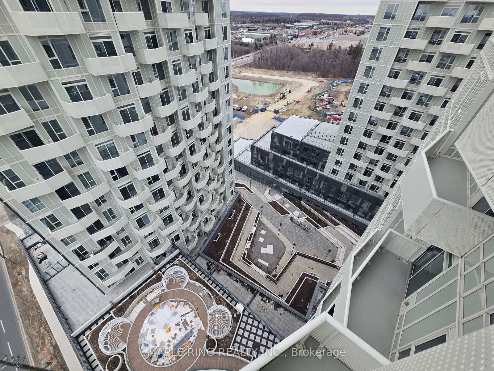 10 Abeja Street, Unit 1613