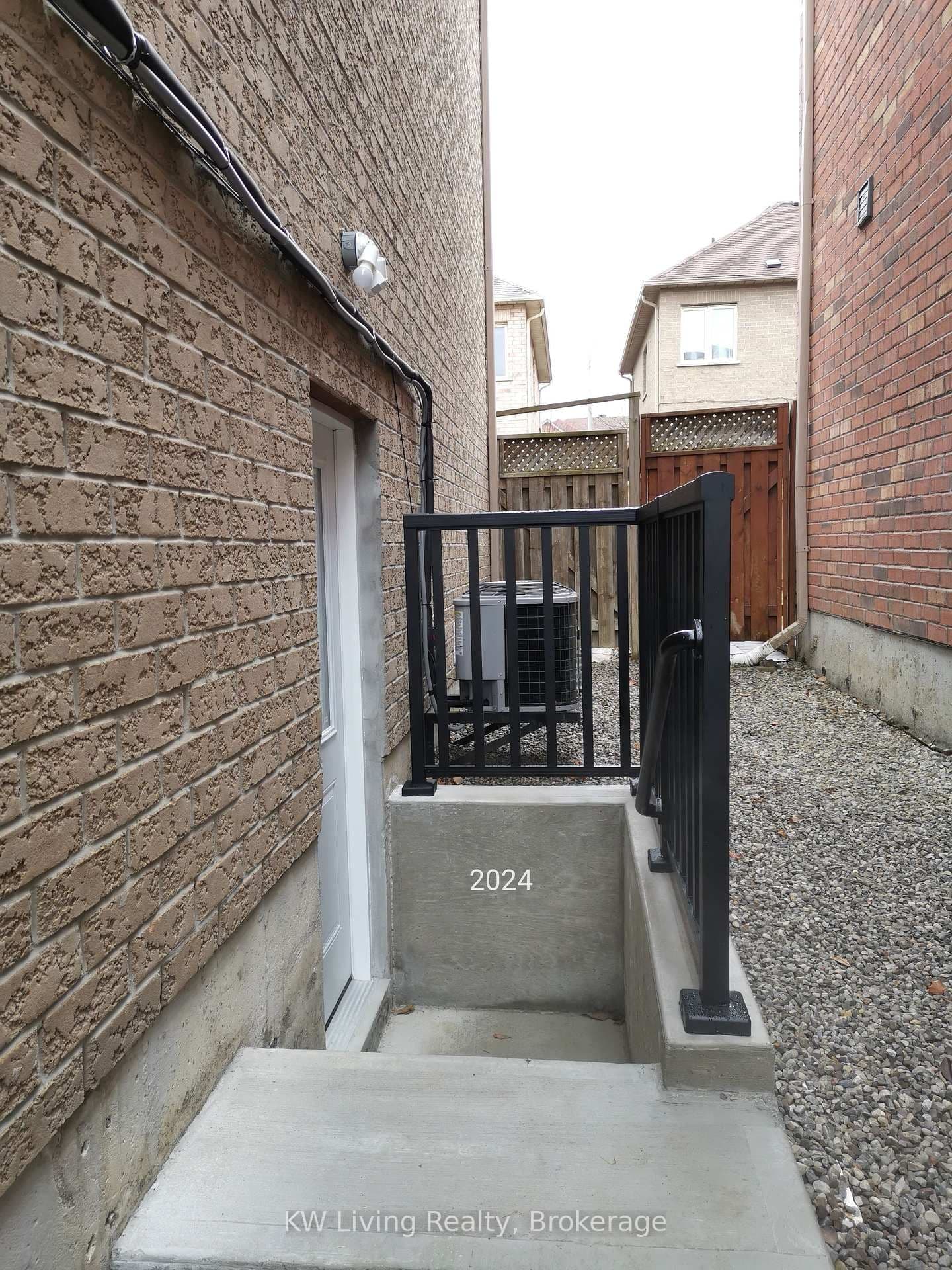 72 Oakford Drive, Unit Basement thumbnail 9