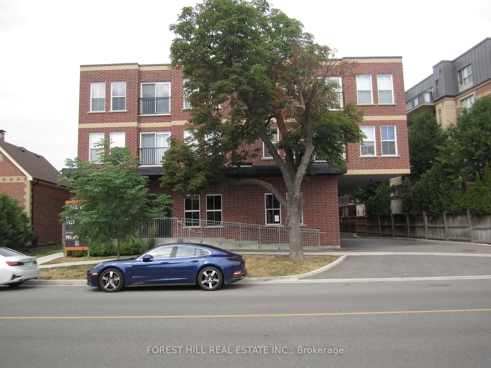 8010 Kipling Avenue, Unit 314