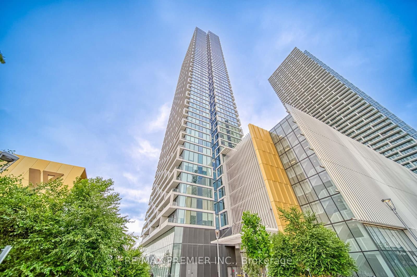 5 Buttermill Avenue, Unit 603