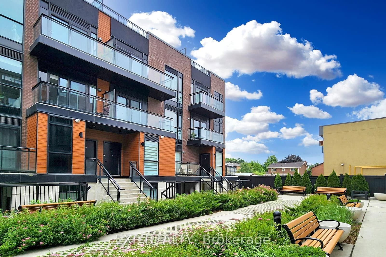 5299 Highway 7 Street, Unit 101