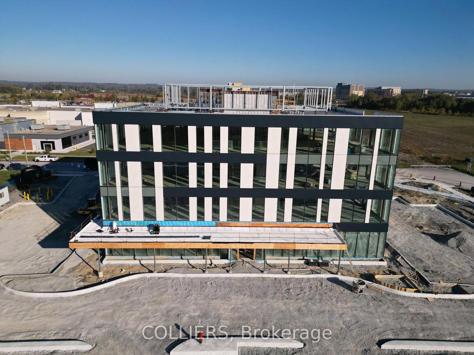 211 Sam Miller Way, Unit 201 thumbnail 3