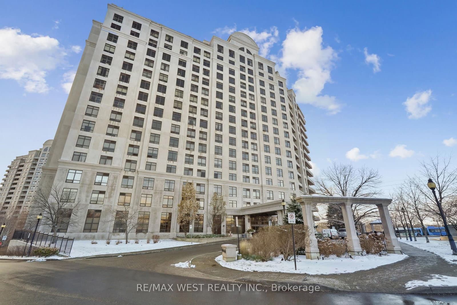 #407 - 9235 Jane Street