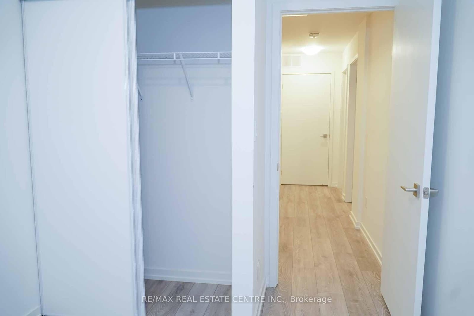 14 Lytham Green Circle, Unit 24 thumbnail 22
